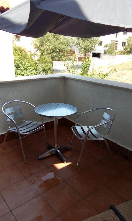 Apartment Elinor 2 روفينج المظهر الخارجي الصورة